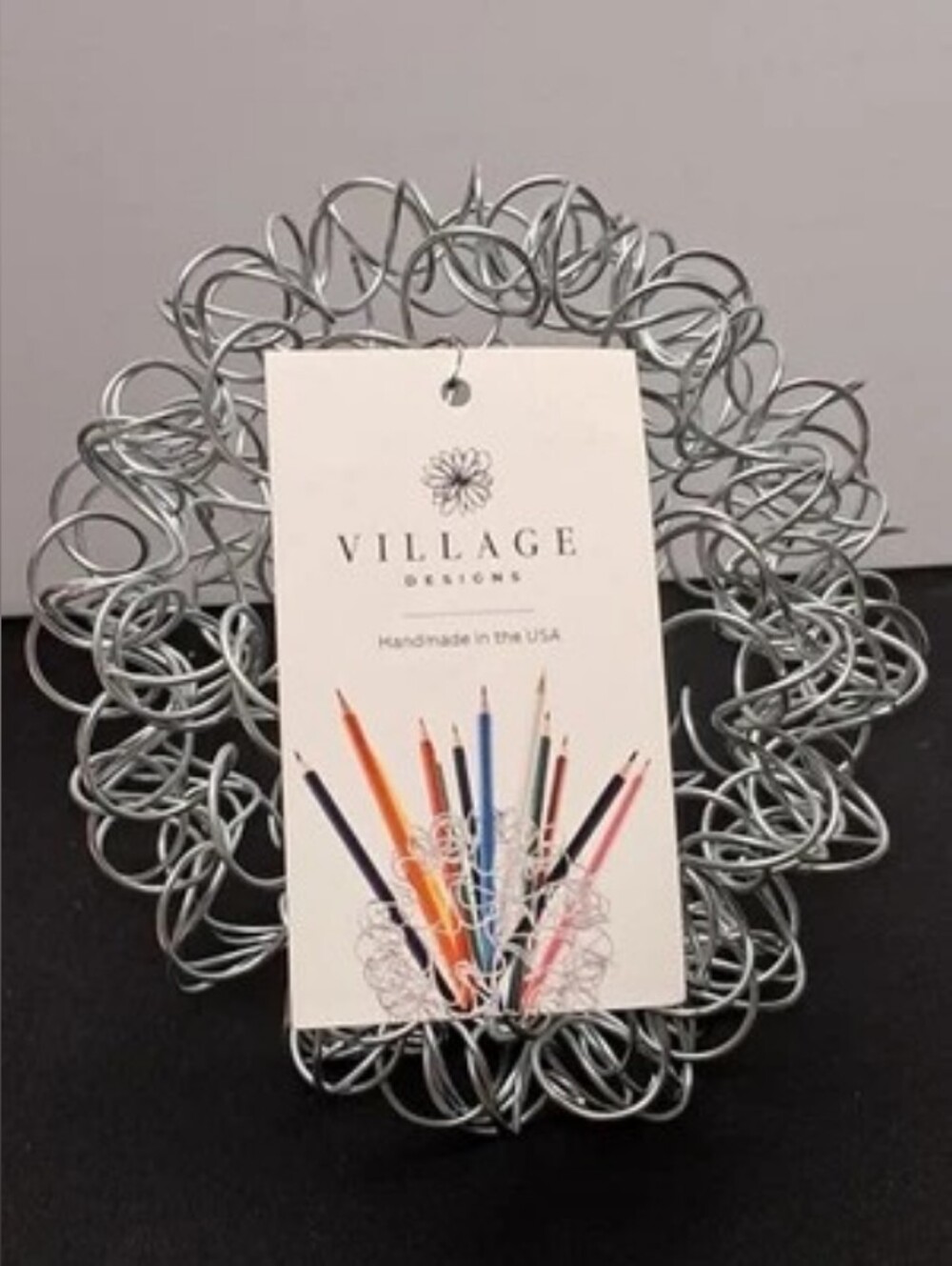 Village Designs NWT Handmade Coiled Wire Orbanizer Sphere Holder